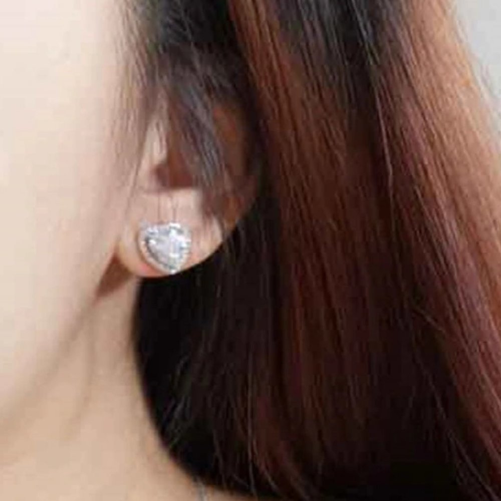 NEW 925 Sterling Silver Diamond Heart Halo Stud Earrings - Picture 2 of 4